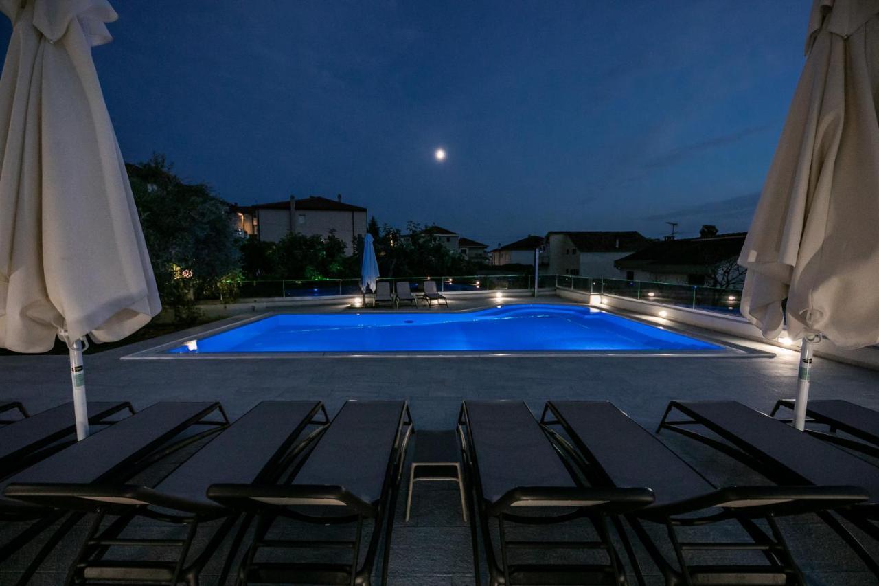 אוקרוג גורניי Villa Dora מראה חיצוני תמונה