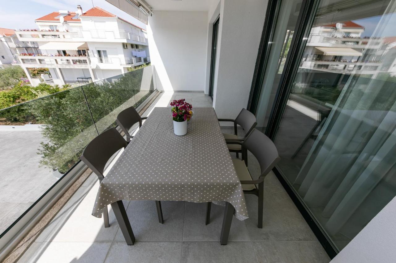 אוקרוג גורניי Villa Dora מראה חיצוני תמונה